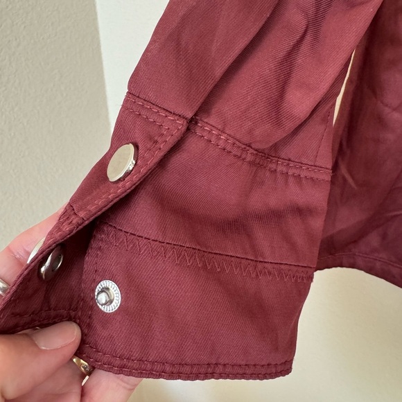 NWT WHITE HOUSE BLACK MARKET Utility Jacket Maroon Brandied Cherry Size 00 XXS - Picture 10 of 10